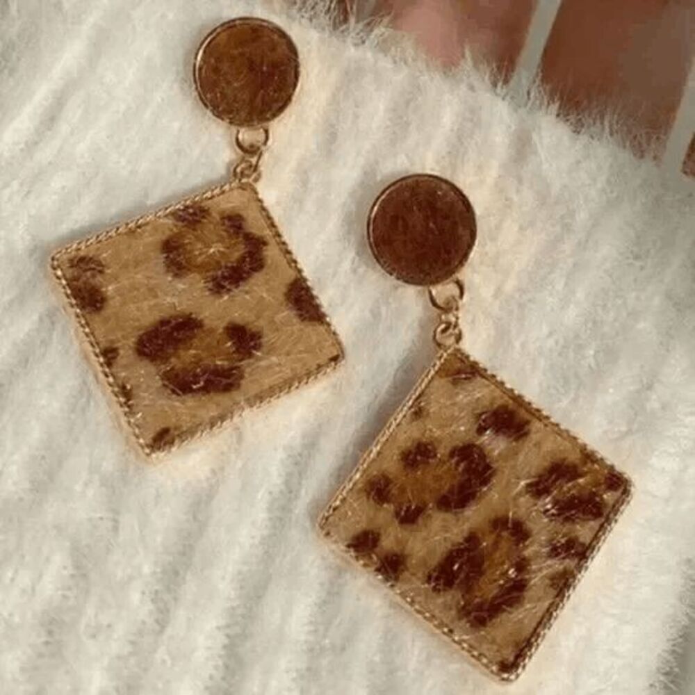 Round Triangular Leopard Print Dangle Earrings - Picture 3 of 5